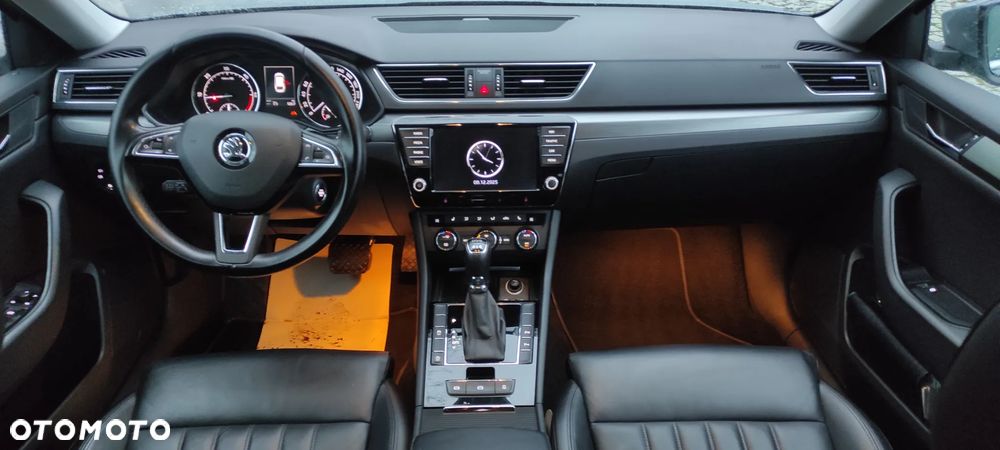 Skoda Superb 2.0 TDI 4x4 DSG SportLine - 25