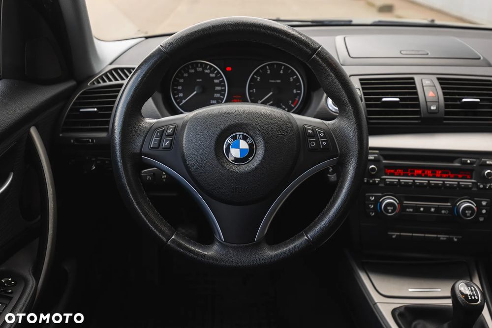 BMW Seria 1 - 8