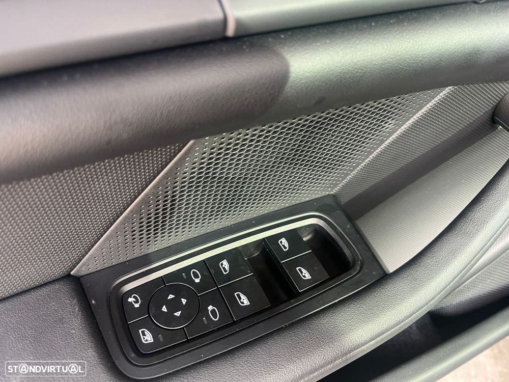 Porsche Taycan Standard - 19