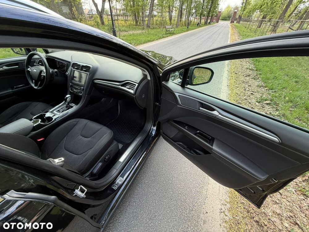 Ford Mondeo - 30