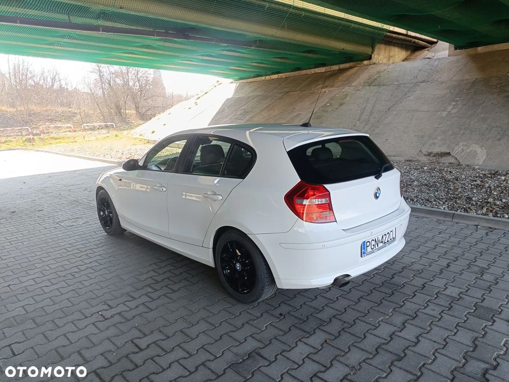 BMW X1 sDrive18i - 3