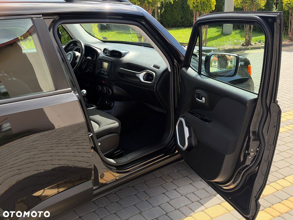 Jeep Renegade 1.6 E-torQ Longitude Adventure Edition - 36