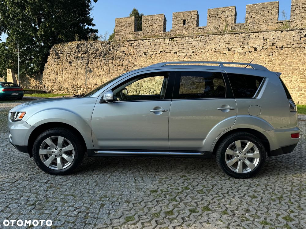 Mitsubishi Outlander 2.0 2WD Invite - 13