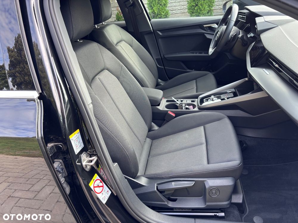 Audi A3 Sportback 35 TFSI mHEV S tronic - 16