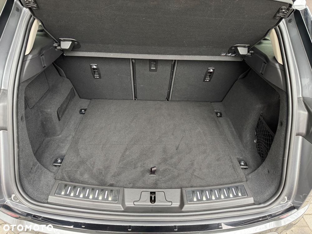 Land Rover Range Rover Evoque - 22