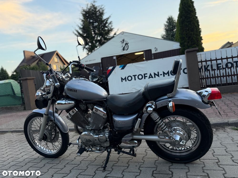 Yamaha XV - 17