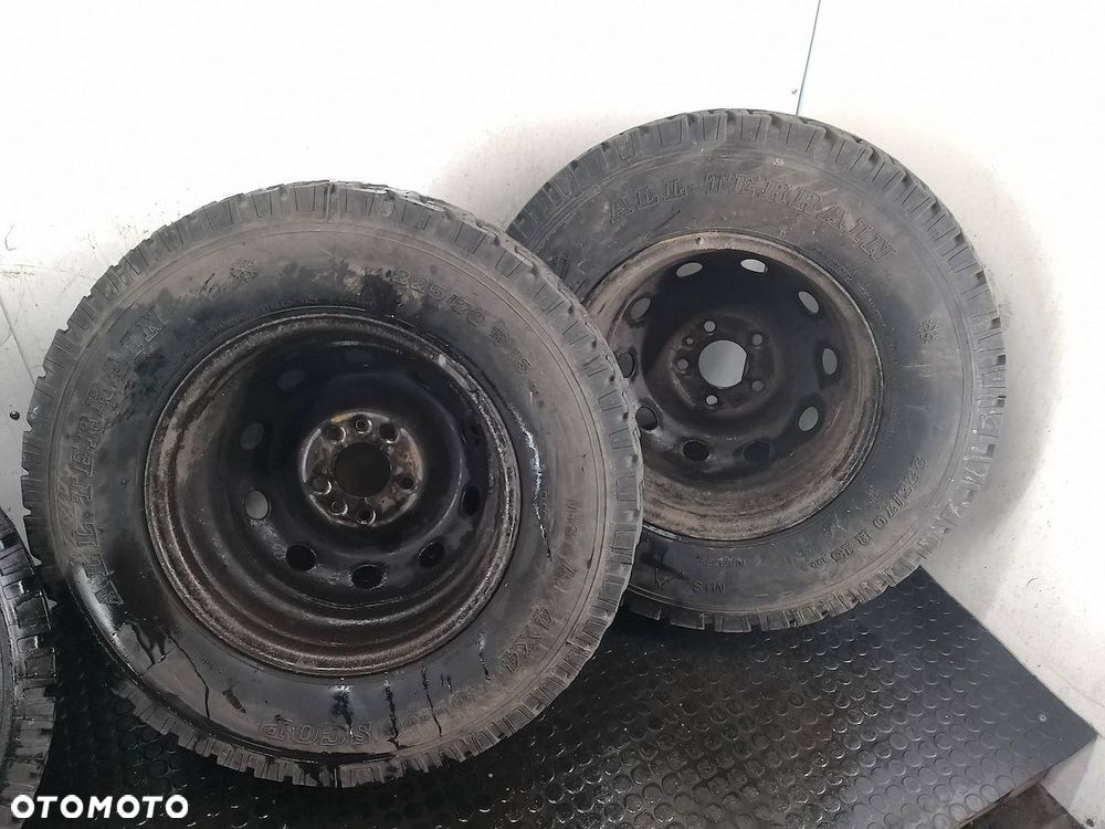 FELGI STALOWE KOMPLET 15 Z OPONAMI IVECO DAILY III 225/70R15 - 8