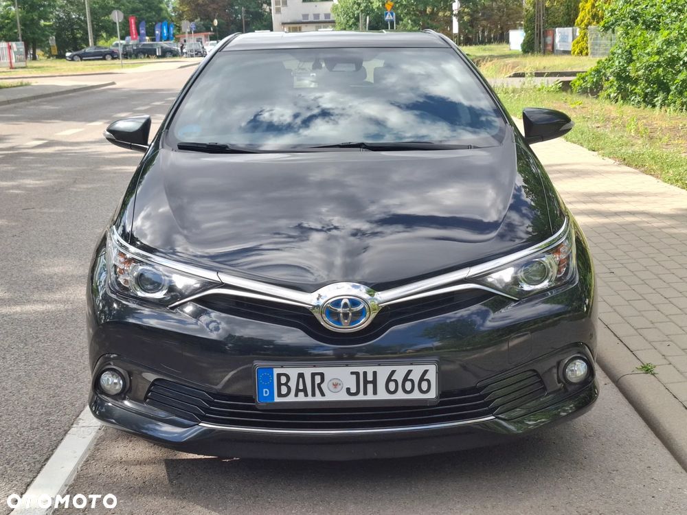 Toyota Auris - 2