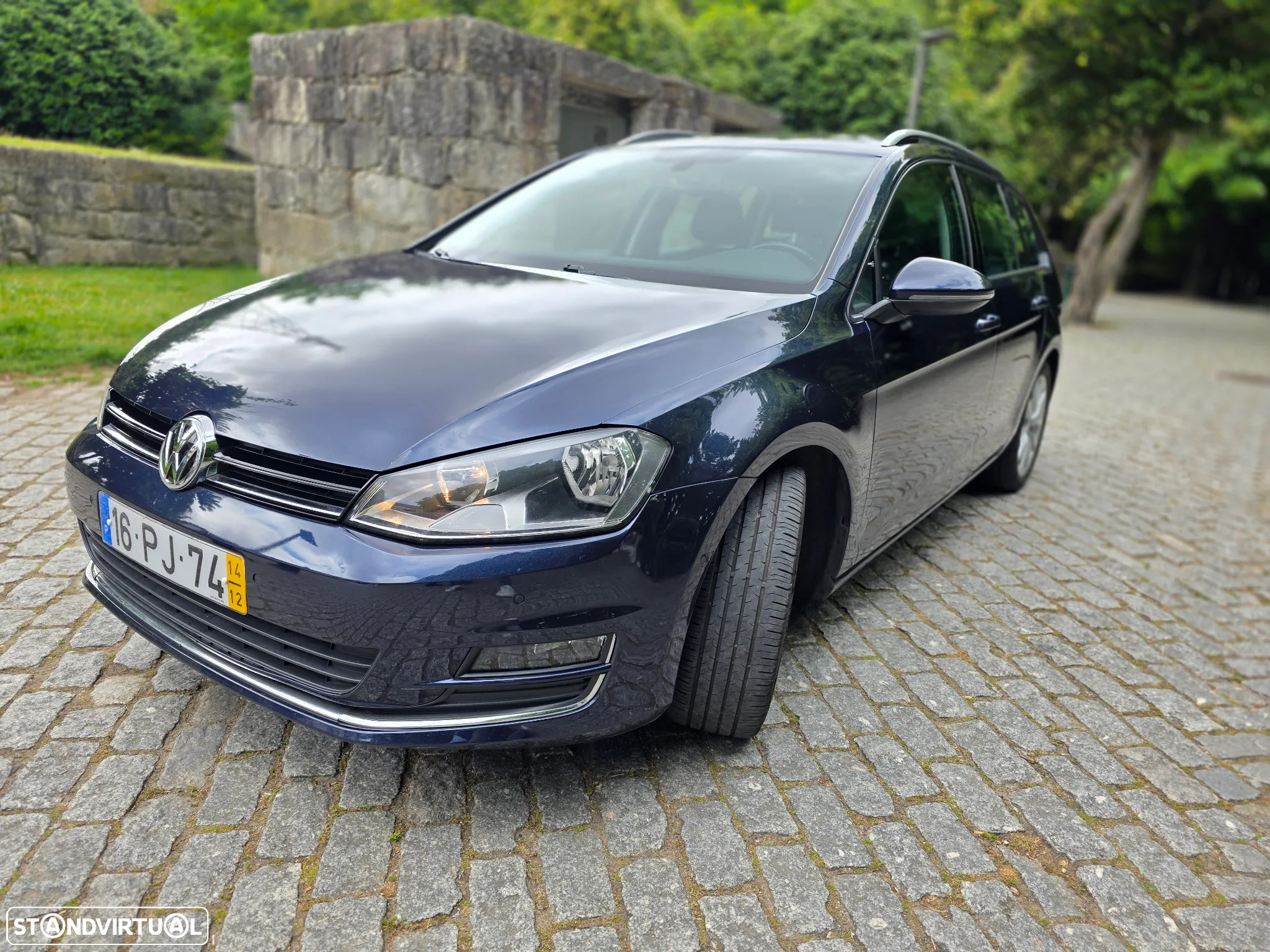 VW Golf Variant 1.6 TDi Highline DSG - 2