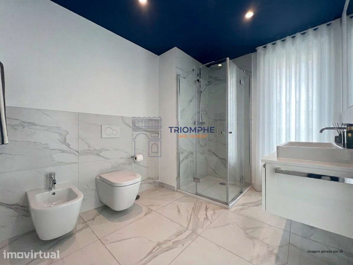Apartamento T2 Renovado na Nazaré | Vista Cidade | Estacionamento - Grande imagem: 4/4