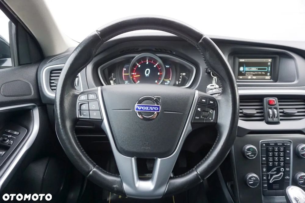 Volvo V40 D3 Summum - 29