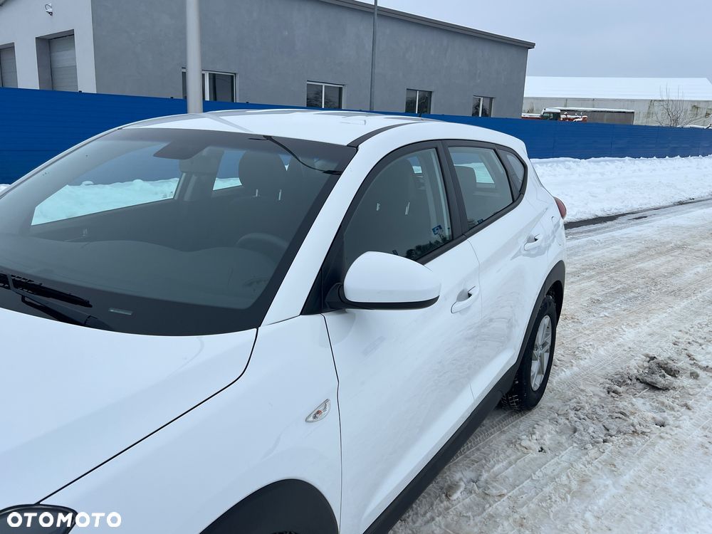 Hyundai Tucson 1.7 CRDI BlueDrive Style 2WD DCT - 16