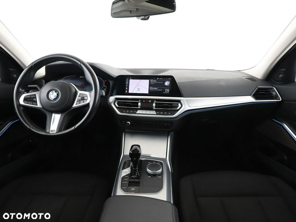 BMW Seria 3 - 16