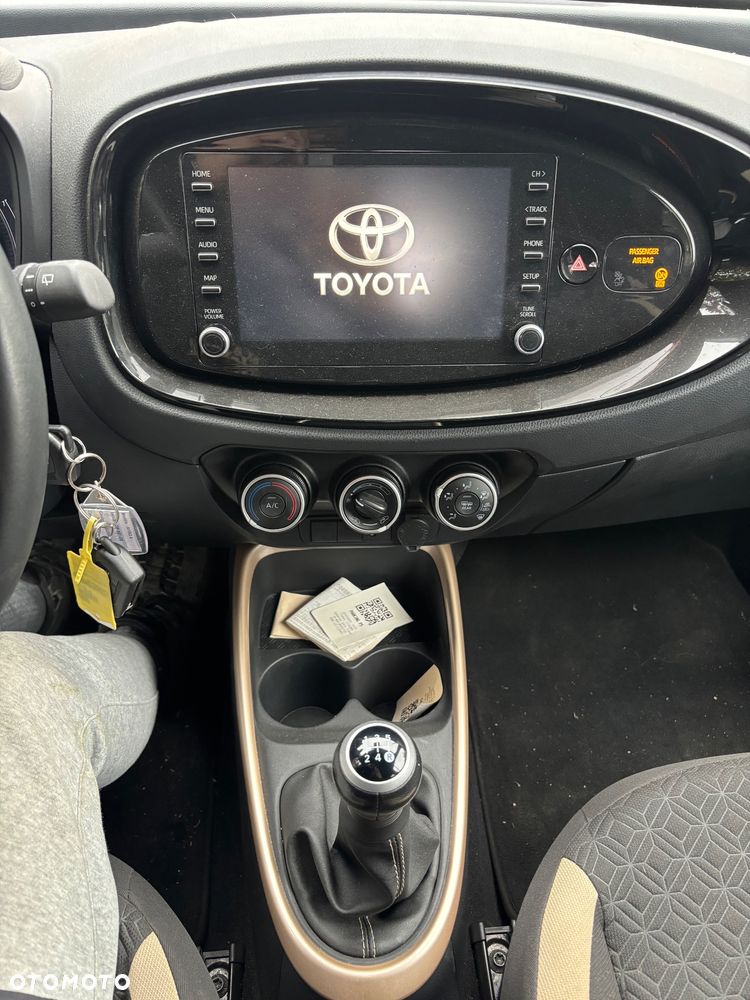 Toyota Aygo X 1.0 VVT-i Active - 10