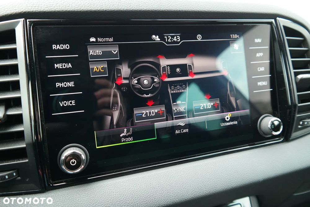 Skoda Karoq 1.5 TSI ACT 4x2 Sportline DSG - 29