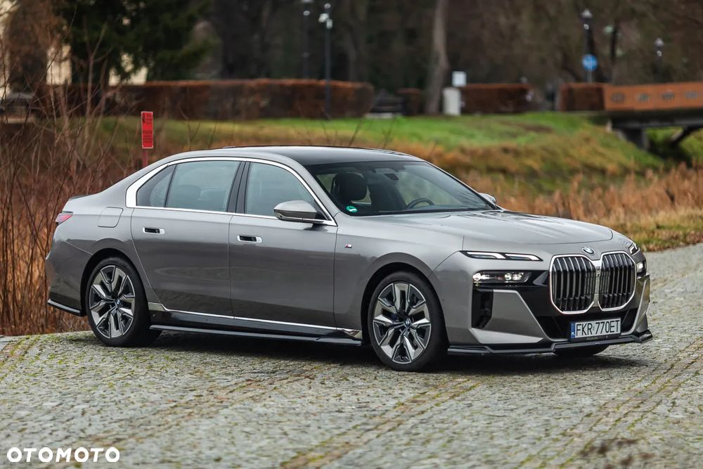 BMW Seria 7 740d xDrive sport - 6
