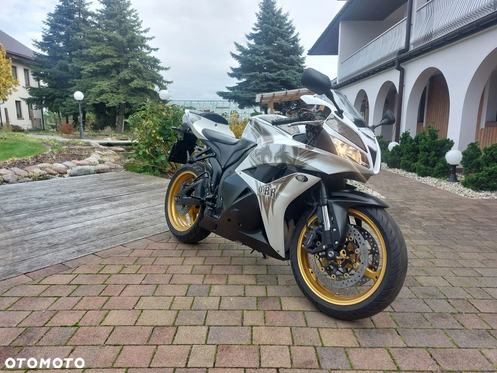 Honda CBR - 2
