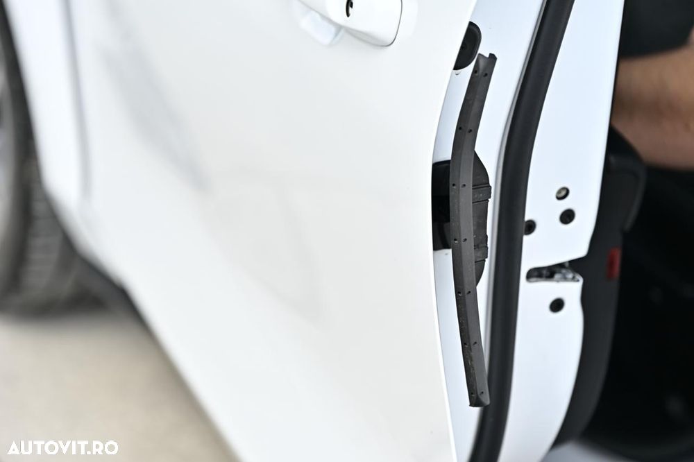 Ford Focus 2.0 EcoBlue Start-Stopp-System Aut. TITANIUM - 13