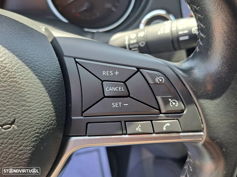 Nissan Qashqai 1.3 DIG-T N-Connecta J18 - 34