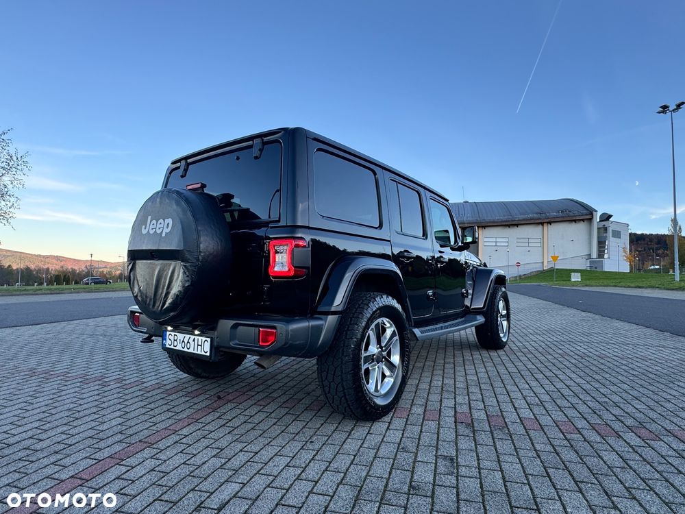 Jeep Wrangler Unlimited GME 2.0 Turbo Sahara - 11