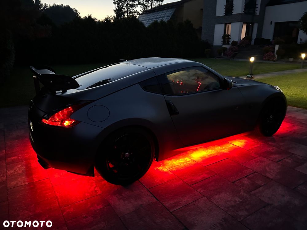 Nissan 370 Z - 26