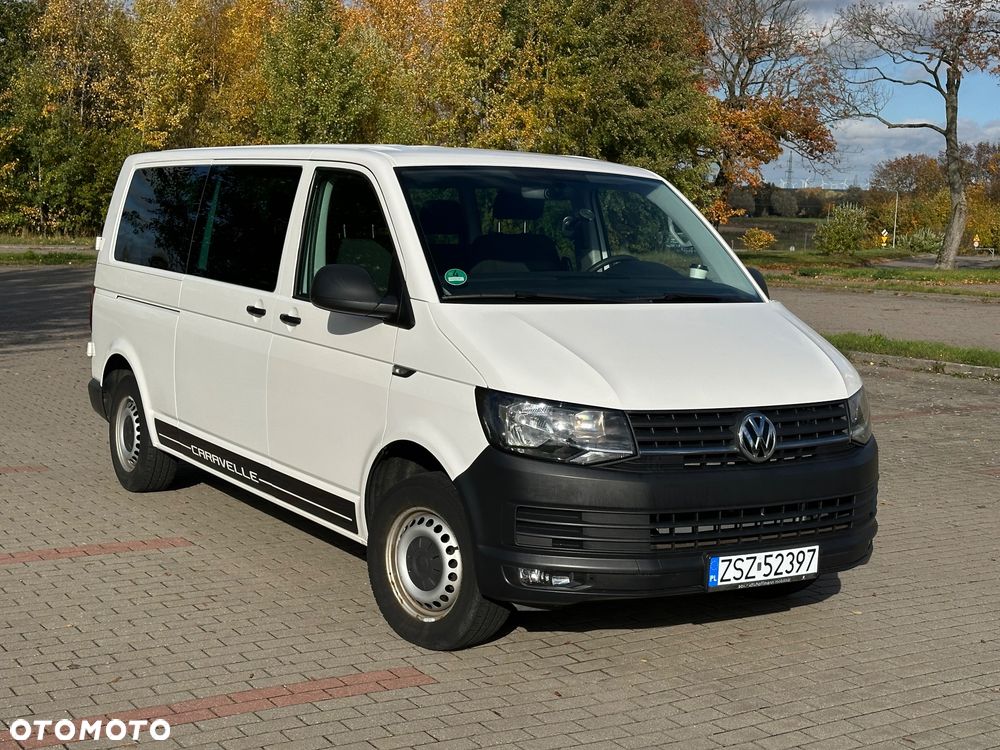 Volkswagen Caravelle - 18