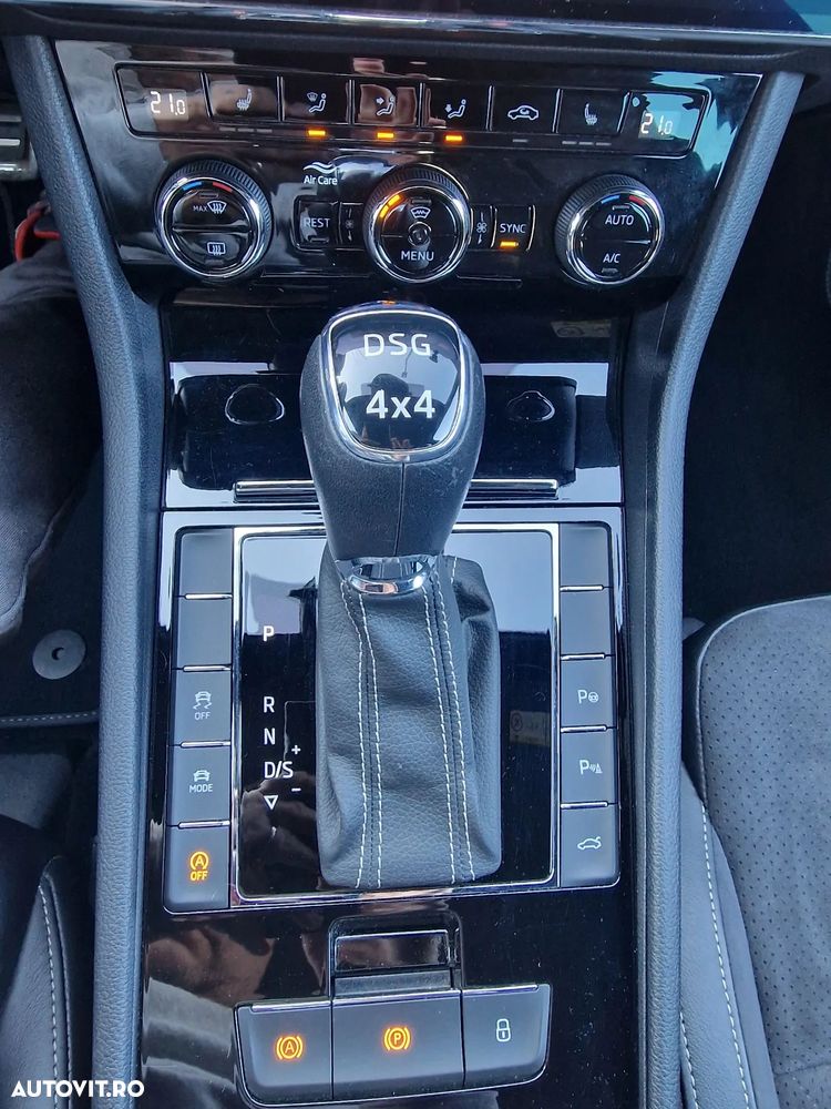 Skoda Superb 2.0 TDI DSG 4X4 Sportline - 19