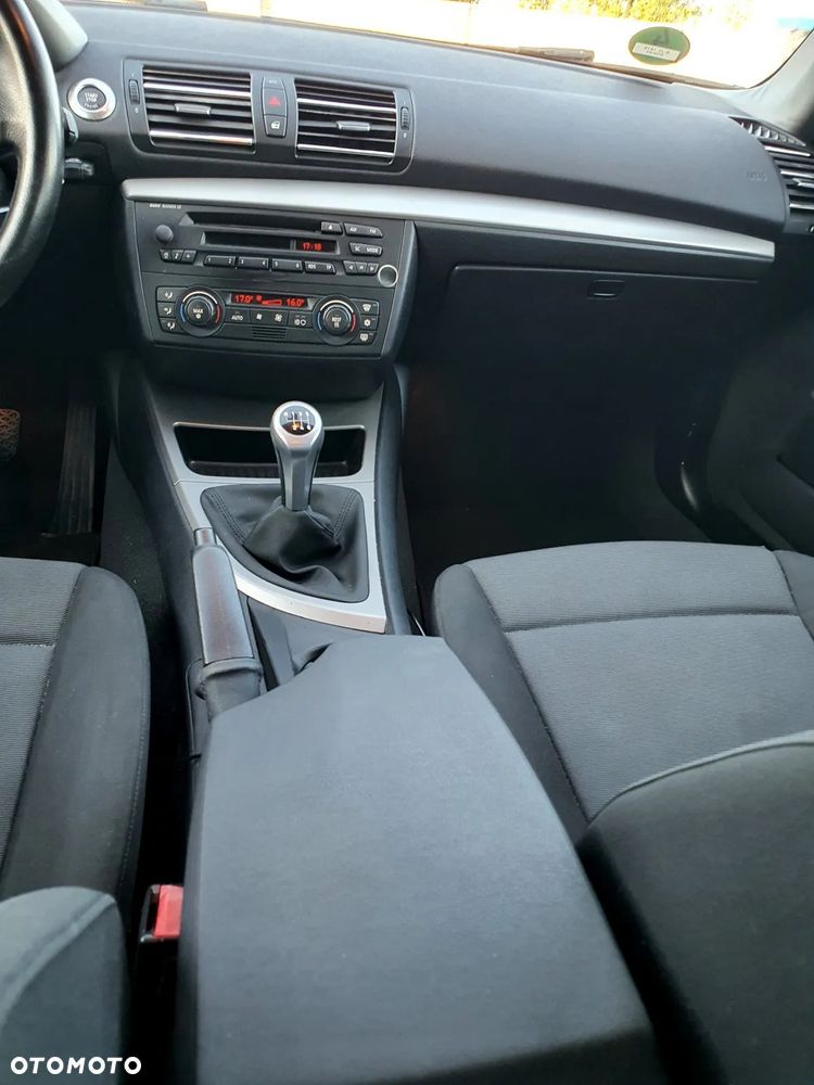 BMW Seria 1 - 18