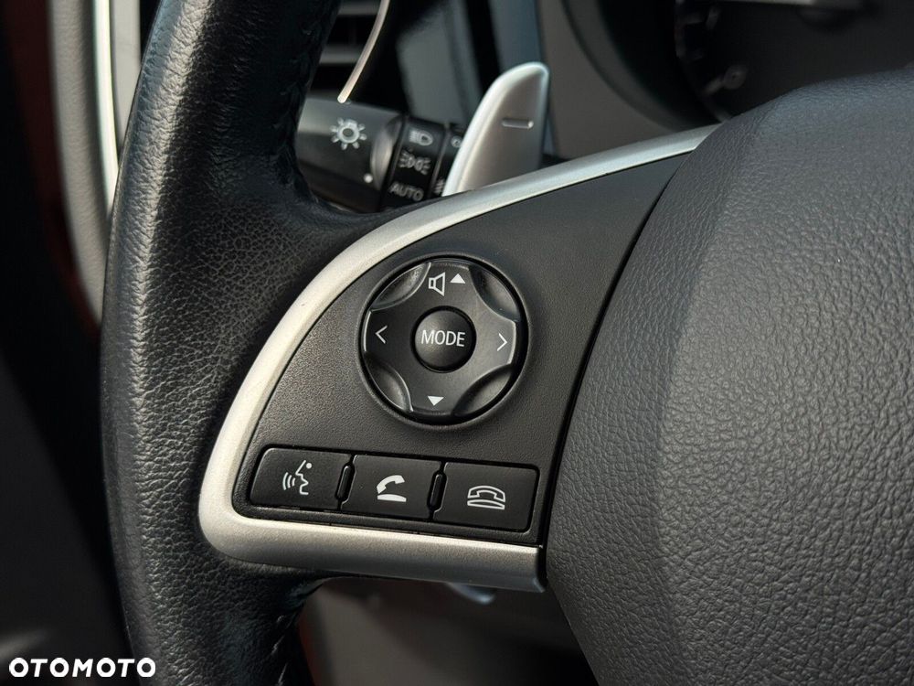 Mitsubishi Outlander 2.0 Intense - 16