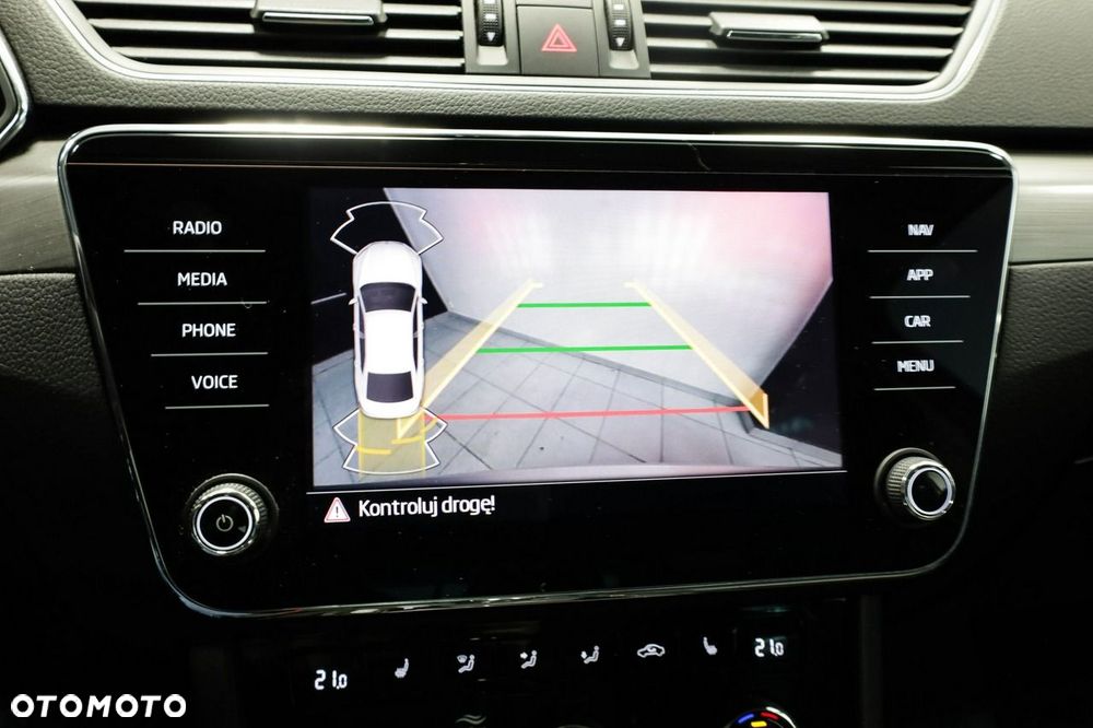 Skoda Superb 2.0 TSI Style DSG - 22