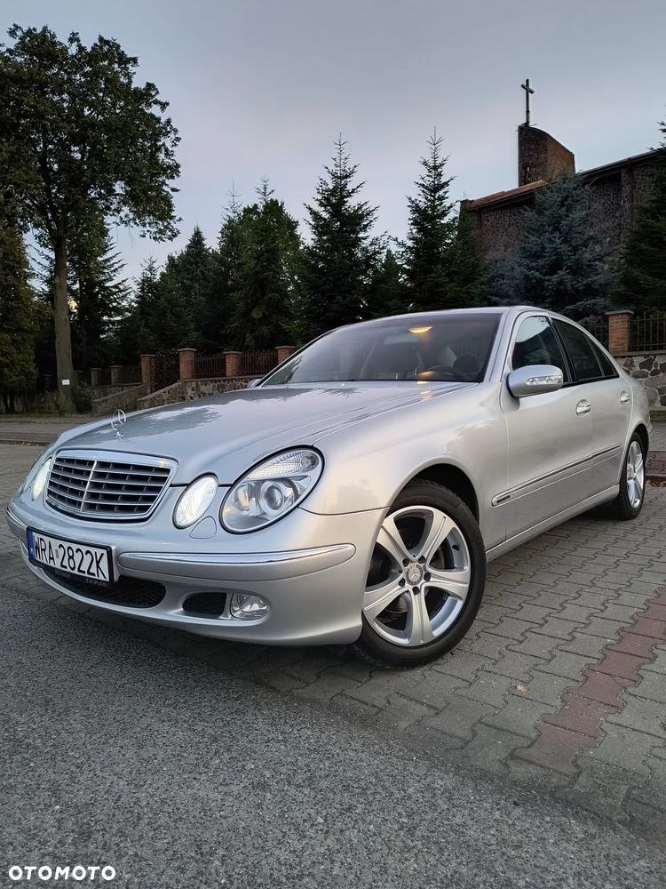 Mercedes-Benz Klasa E 200 Kompressor Elegance Sport Edition - 13