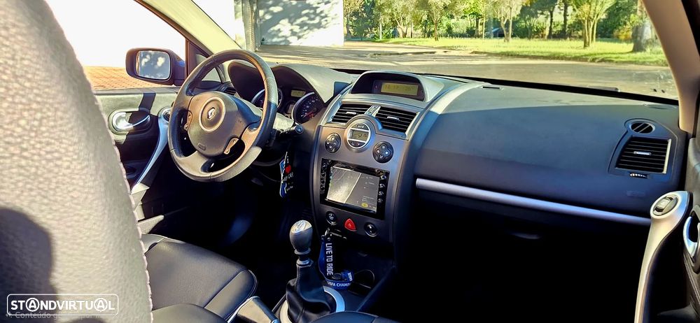 Renault Mégane CC 1.5 dCi Extreme - 20