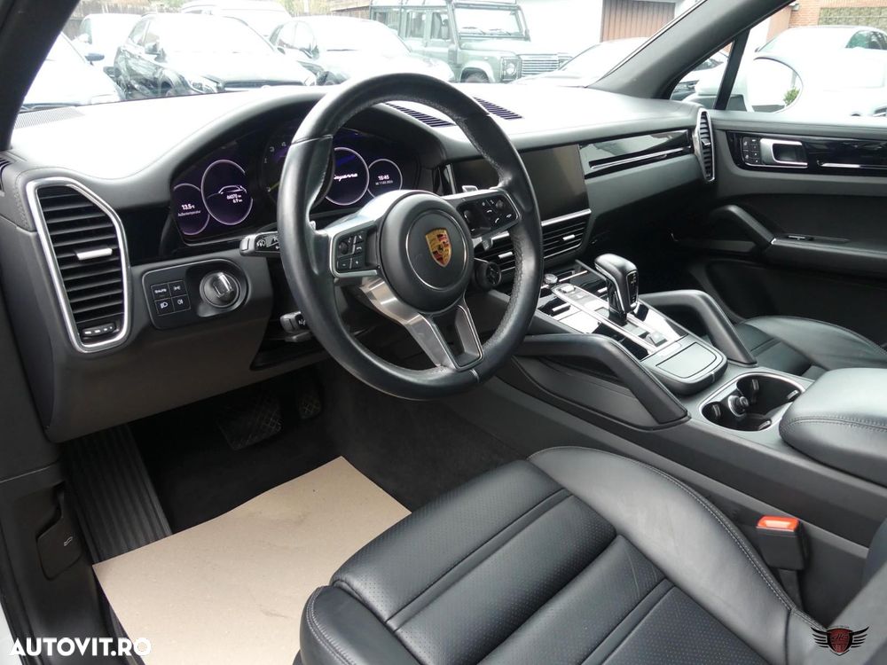 Porsche Cayenne E-Hybrid Tiptronic S - 8