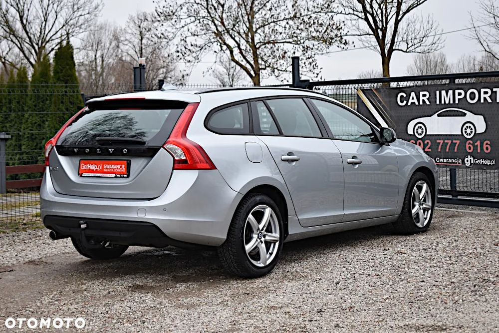 Volvo V60 DRIVe Momentum - 10
