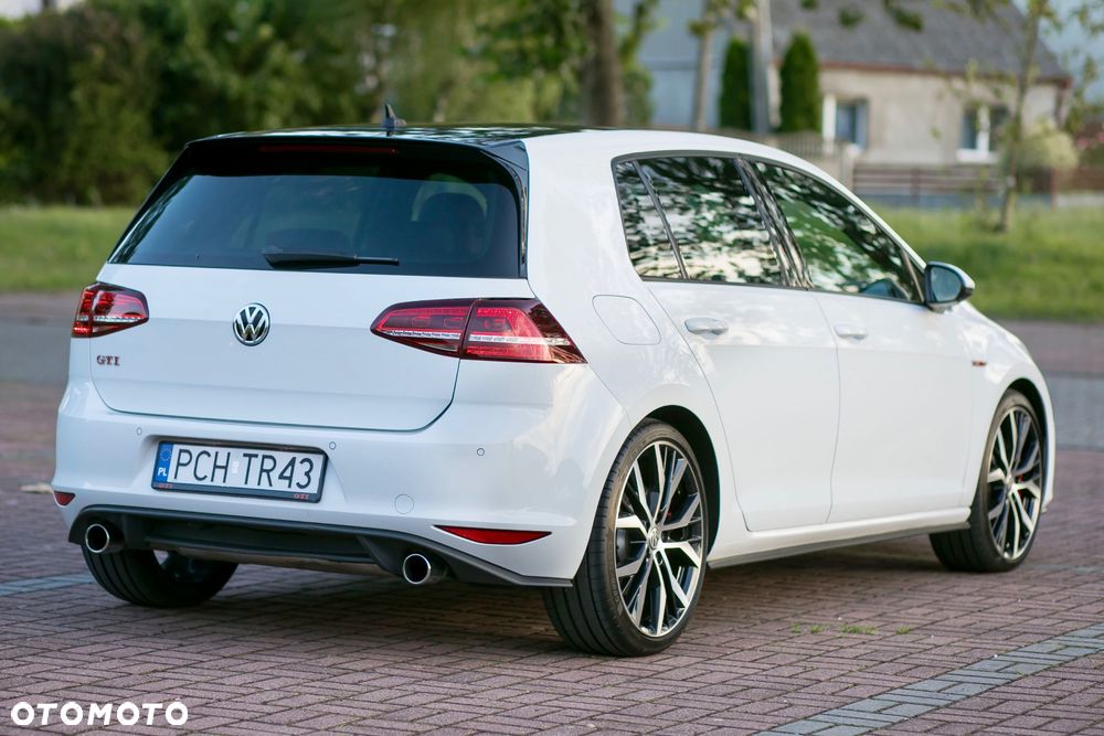 Volkswagen Golf 2.0 TSI BMT GTI Performance - 5