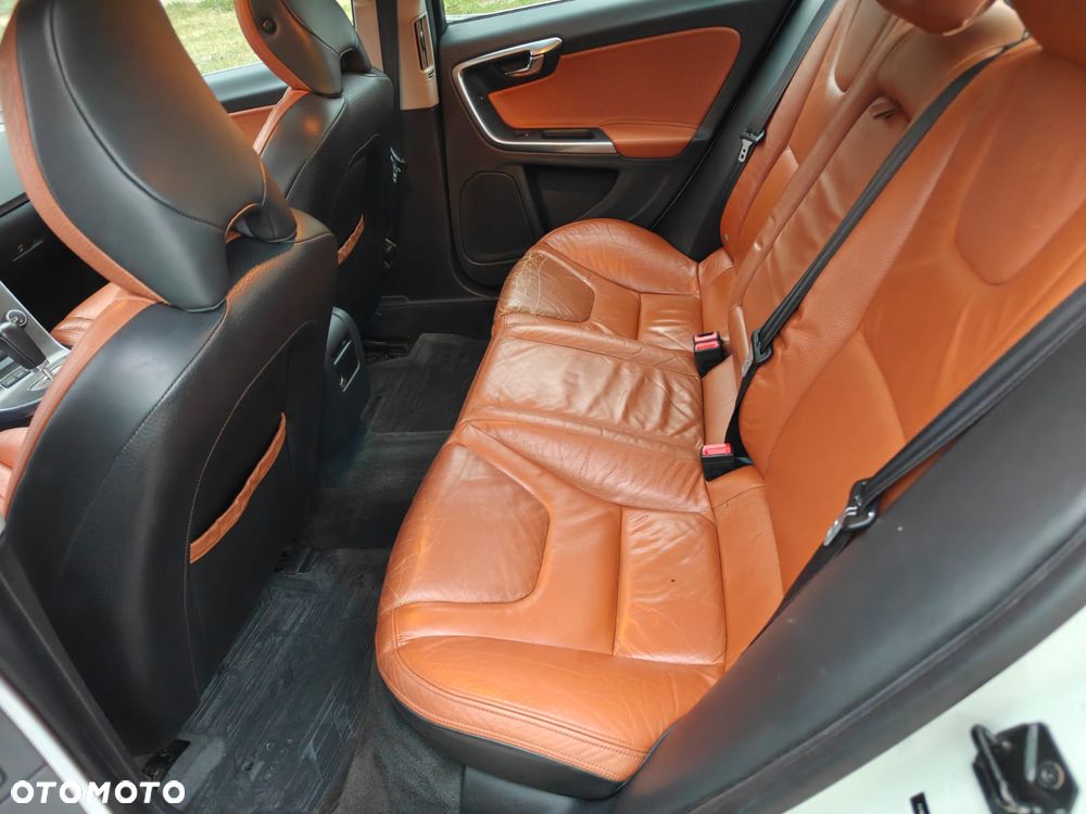 Volvo S60 T6 AWD Geartronic Momentum - 8