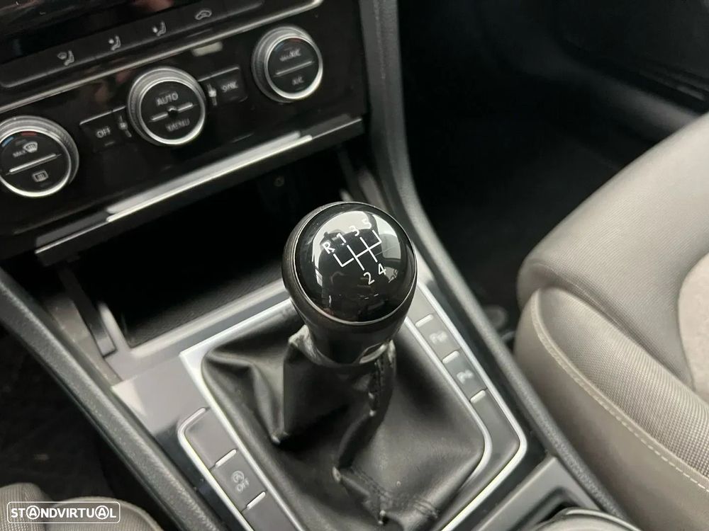 VW Golf Variant 1.6 TDi Highline - 7