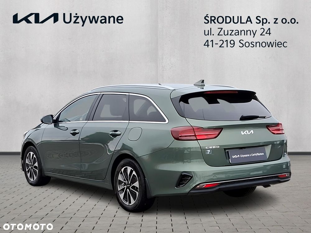 Kia Ceed - 4