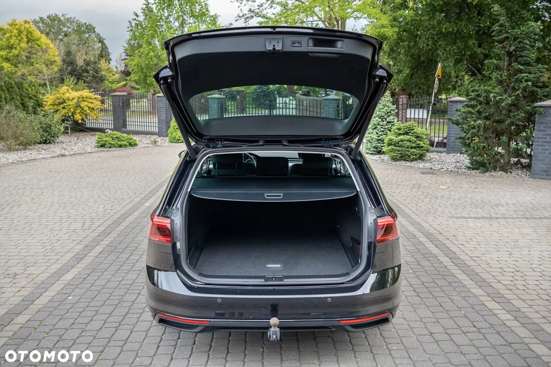 Volkswagen Passat Variant 2.0 TDI SCR DSG - 21