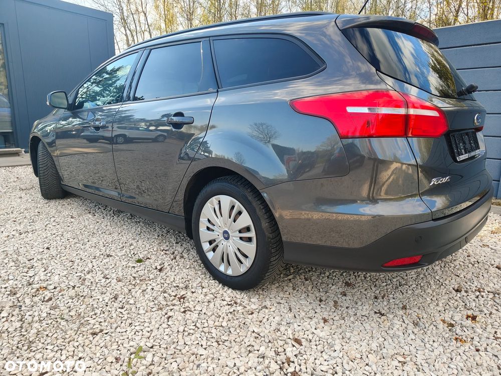 Ford Focus - 16