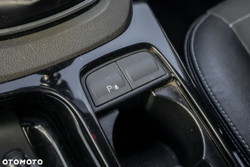 Ford Kuga 2.0 TDCi 4x4 Titanium - 27