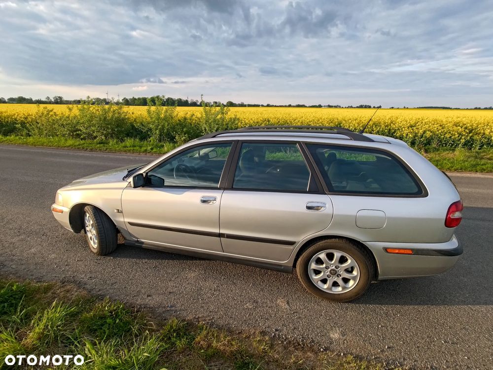 Volvo V40 1.9 D Classic Limited Edition Comfort - 3