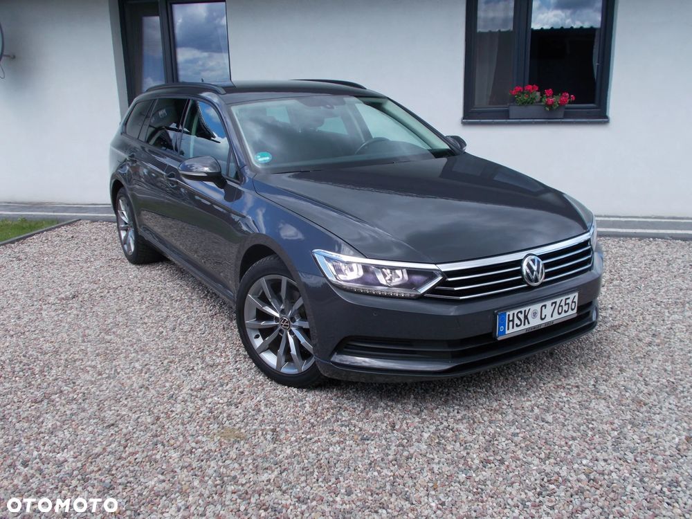 Volkswagen Passat - 18