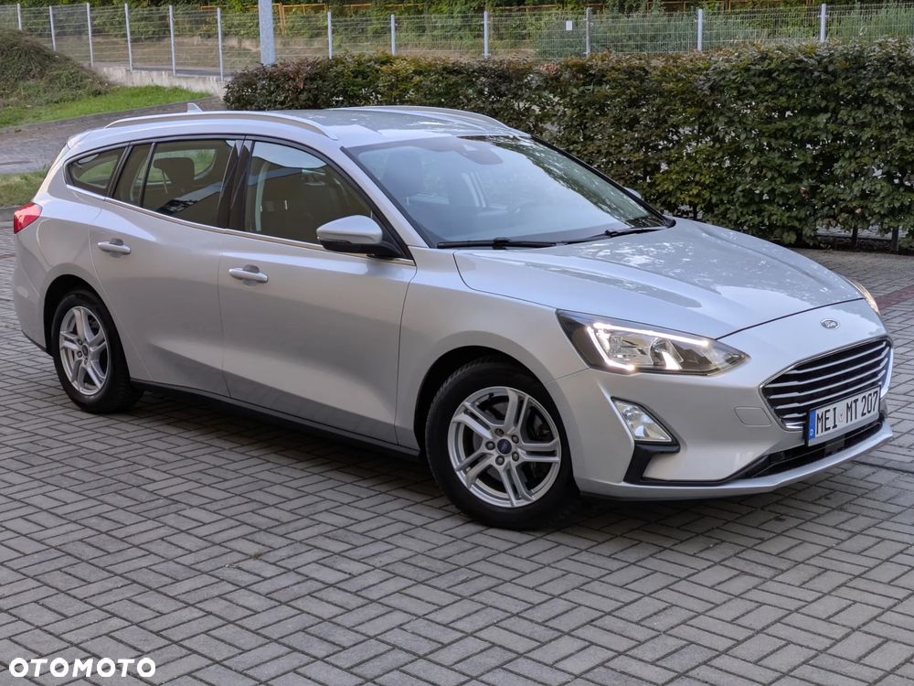 Ford Focus 1.5 EcoBlue Start-Stopp-System COOL&CONNECT DESIGN - 4