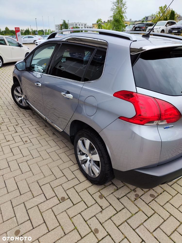 Peugeot 2008 1.2 Pure Tech Active S&S - 3