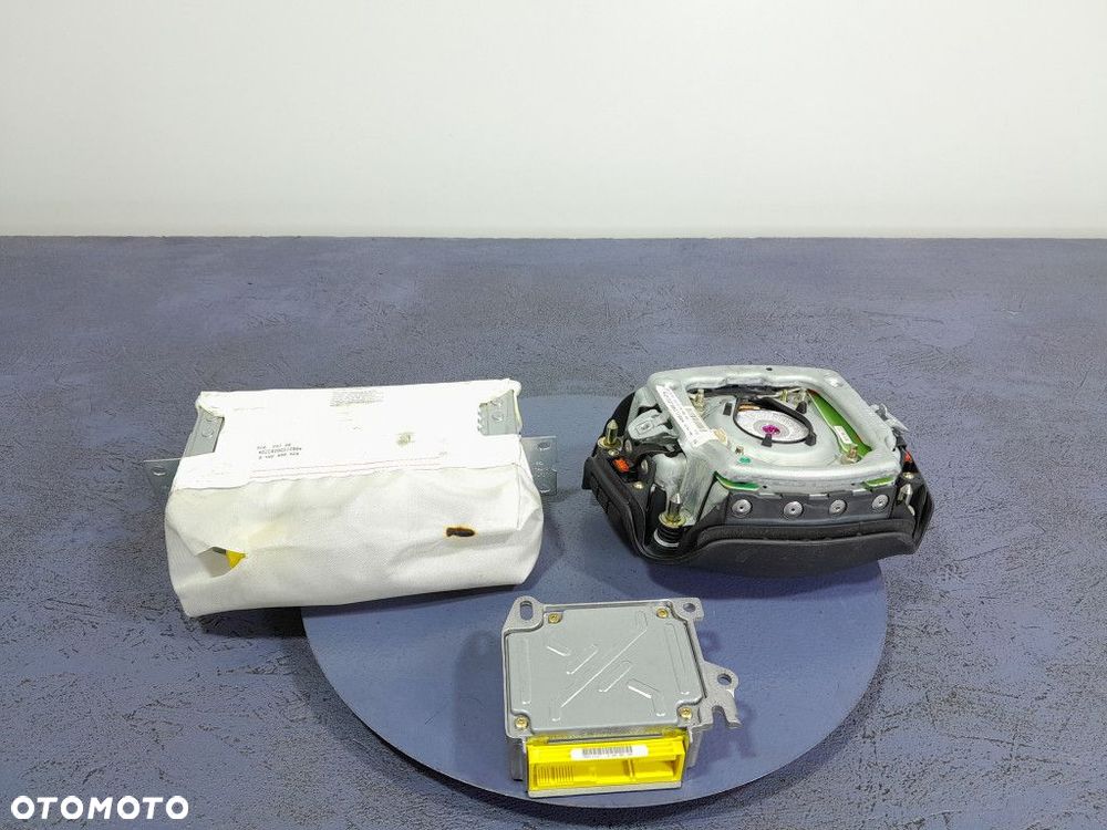 AUDI A2 DESKA ROZDZIELCZA KOKPIT PULPIT PODUSZKI PASY EU - 9