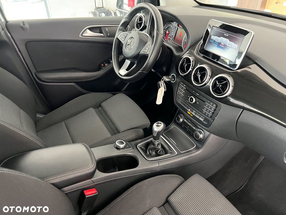 Mercedes-Benz Klasa B 180 (CDI) d Style - 26