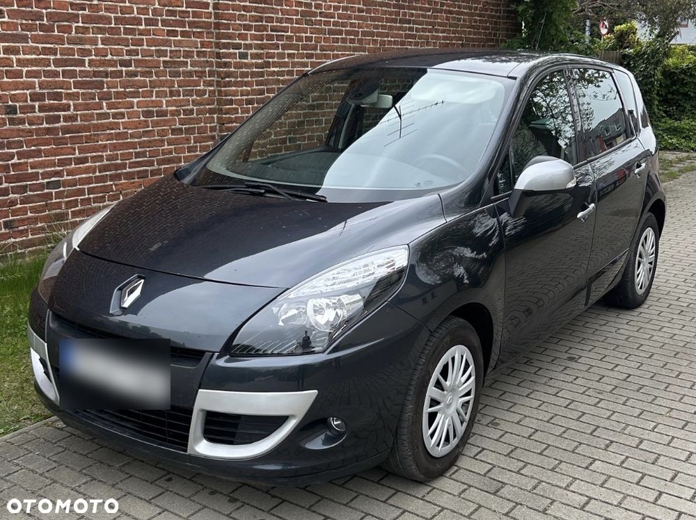 Renault Scenic - 1