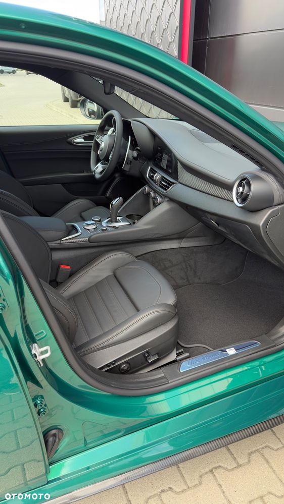 Alfa Romeo Giulia 2.9 Bi Turbo V6 Quadrifoglio - 17