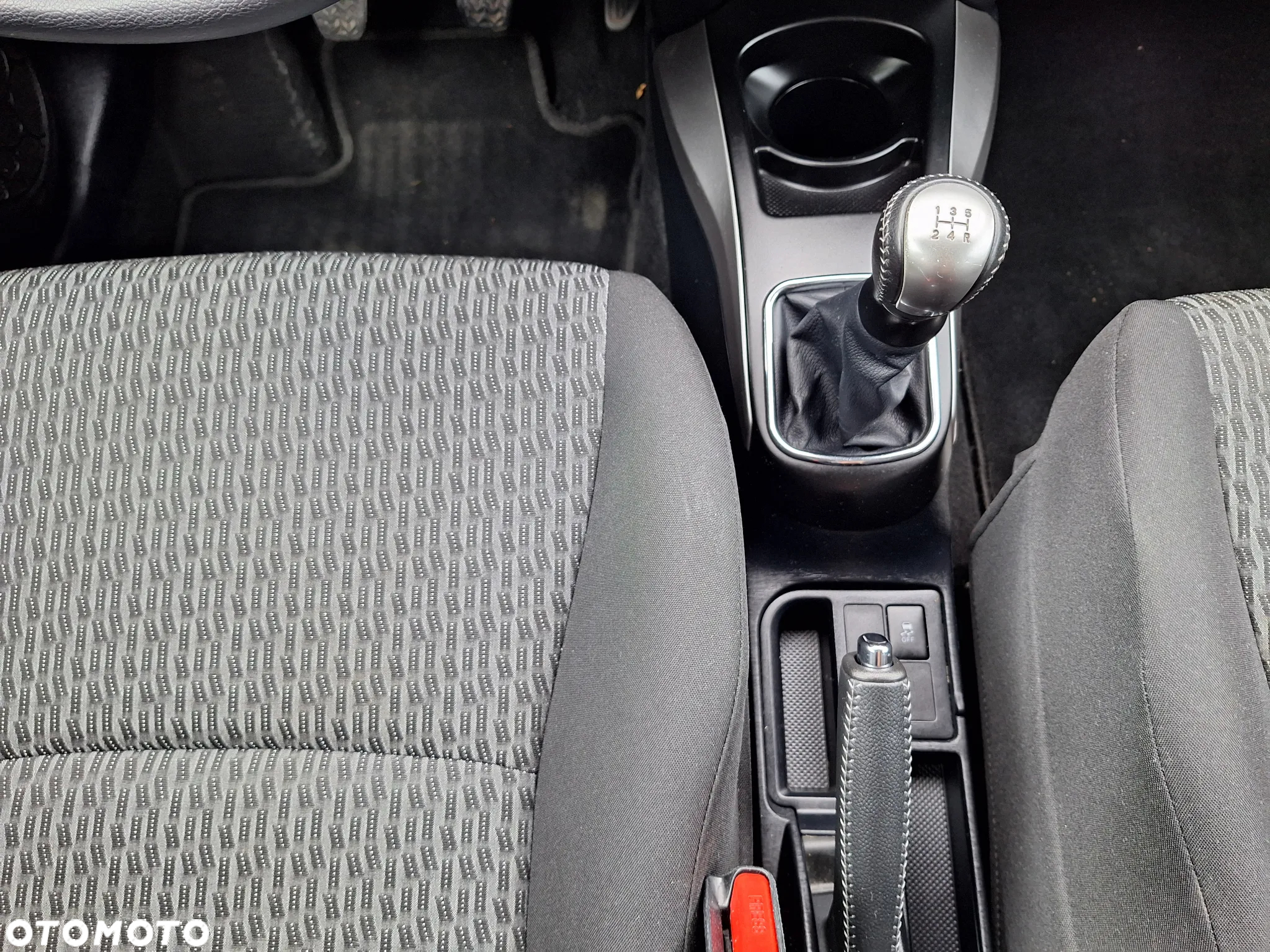 Toyota Yaris 1.0 Luna - 10